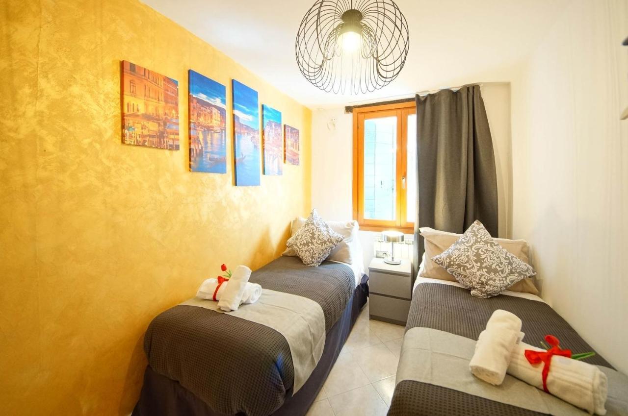 Gondola View Apartment Wenecja Zewnętrze zdjęcie